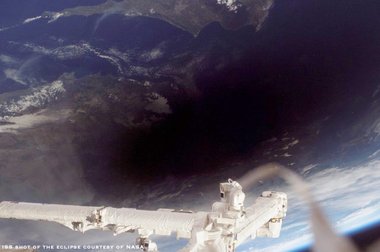 Iss Eclipse