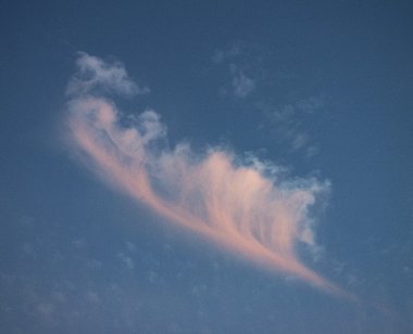 Clouds 040607 00