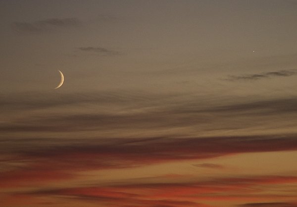 Moon 050907 D